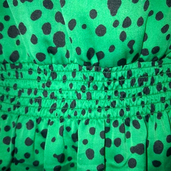 NWT Scoop NYC Vibrant Green Feminine Peplum Polkadot Ruffle Keyhole Blouse - Picture 4 of 12